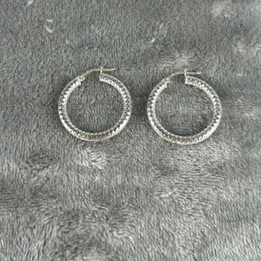 Sterling Silver 925 Mexico Diamond‎ Cut Hoop Earrings 30mm Textured Silver Hoops